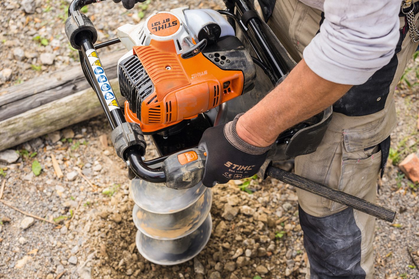 STIHL BT 131 půdní jamkovač - Obrázek 8