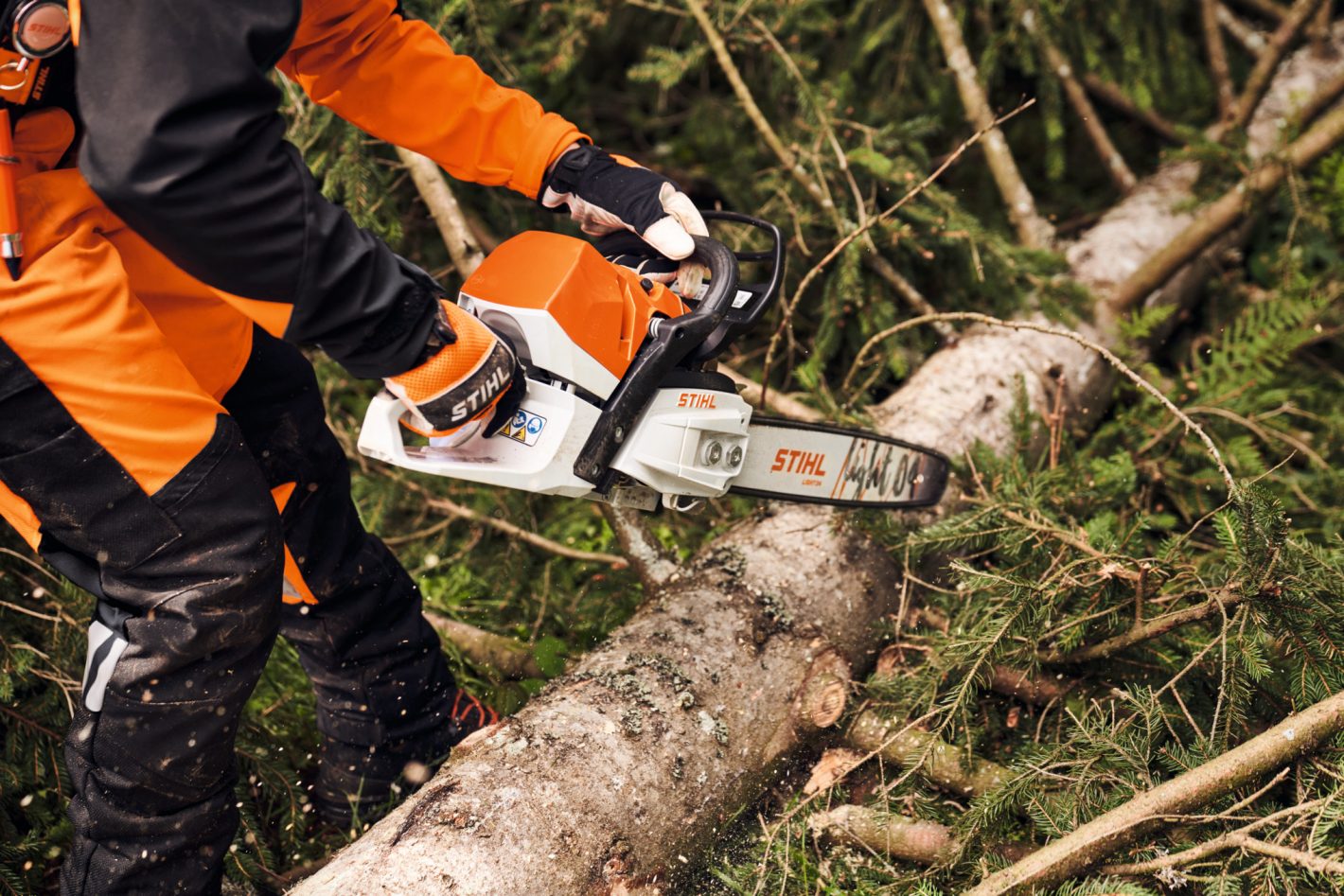 STIHL MS 400 C-M motorová pila - Obrázek 9